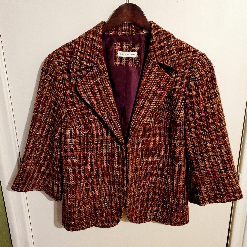 Lightweight Wool Blend Short Blazer